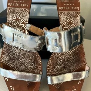 Leather silver sandals by Kate spade
